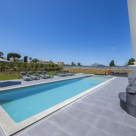 Villa Casa Lirio By *