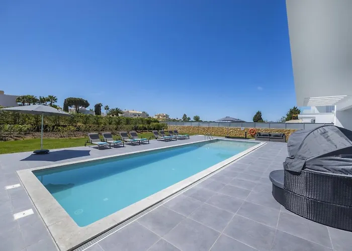Villa Casa Lirio By *
